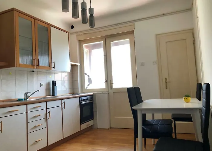 Roseman - Small Open Flat In The City Centre Lejlighed Ljubljana